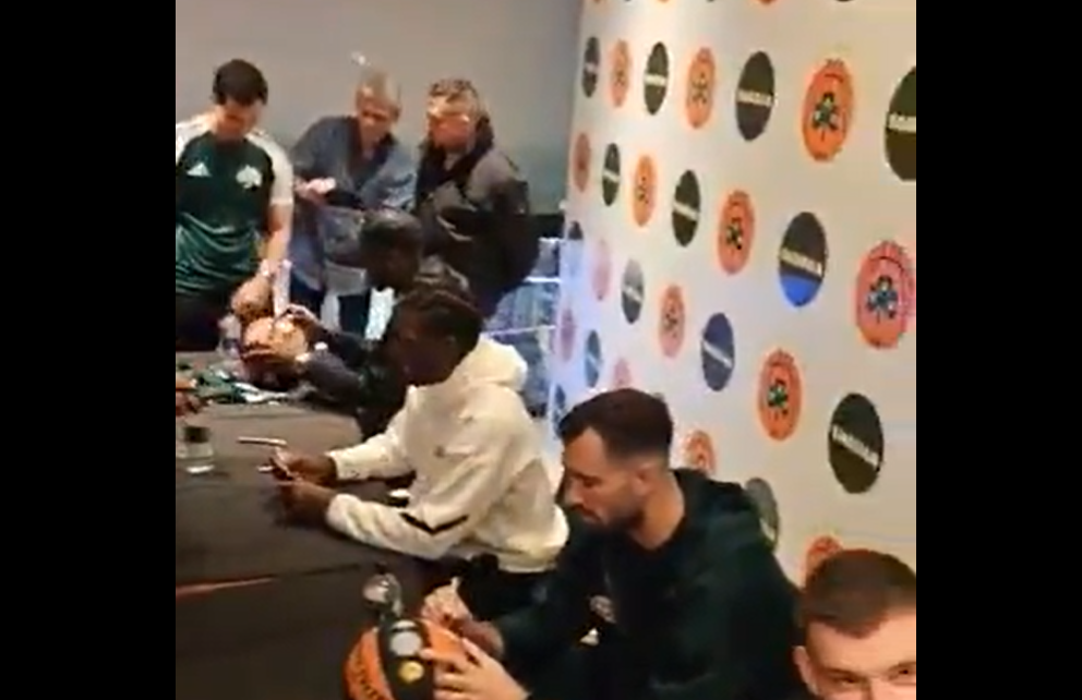 Ο Παναθηναϊκός ξεσήκωσε τη Μελβούρνη – 500 φίλαθλοι σε ουρές για τους παίκτες