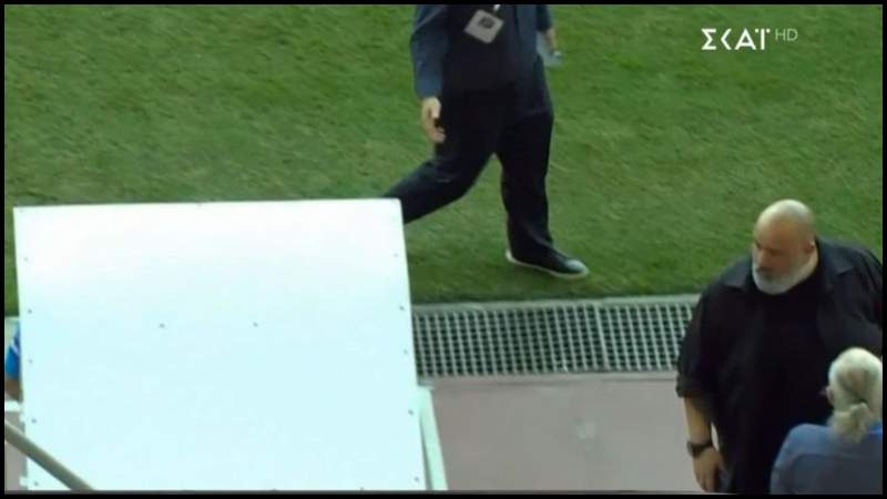 Βοργιάς: «Ο Καραπαπάς έχει ασυλία από τον κύριο Λανουά» (vid)