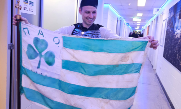 Η σημαία-φυλαχτό του Παναθηναϊκού από το 1971 βρέθηκε στη Μελβούρνη