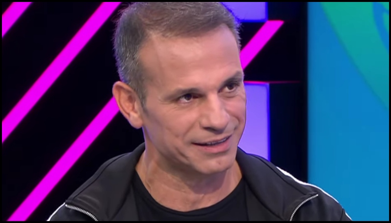 Ντέμης: «Αν έπρεπε να κερδίσει κάποιος, αυτός θα ήταν ο Ολυμπιακός» (vid)