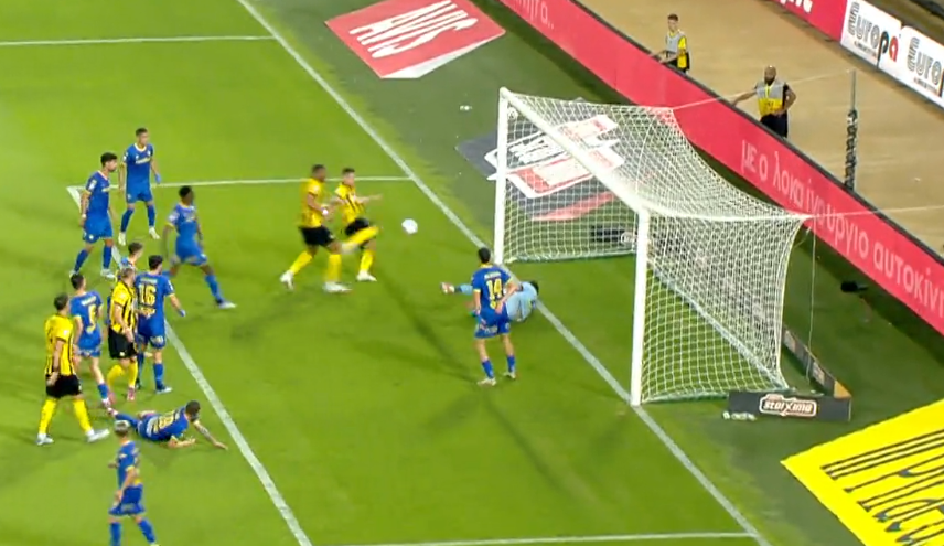 Θα γίνει παγκόσμιο viral: Ο Γιόβιτς της ΑΕΚ το «έχασε» από το μισό μέτρο! (vid)