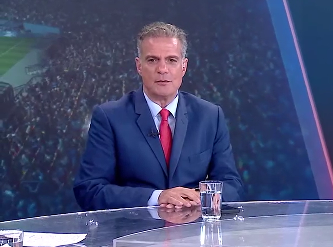 Καρπετόπουλος: «Να με κάψει ο Θεός, ο Σφιντέρσκι δεν είναι καλύτερος από τον Γερεμέγεφ»