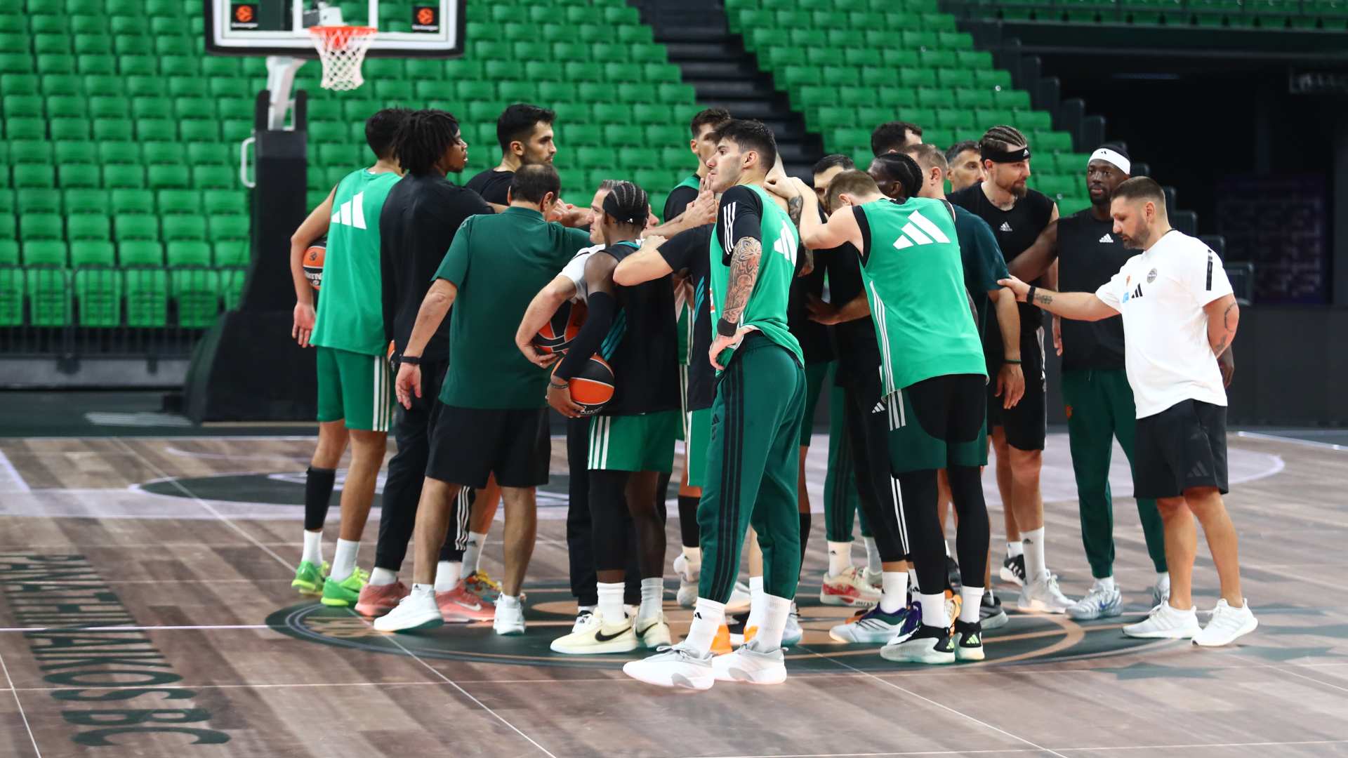 Παναθηναϊκός: Η νέα εικόνα του Glass Floor για τη EuroLeague (pics)