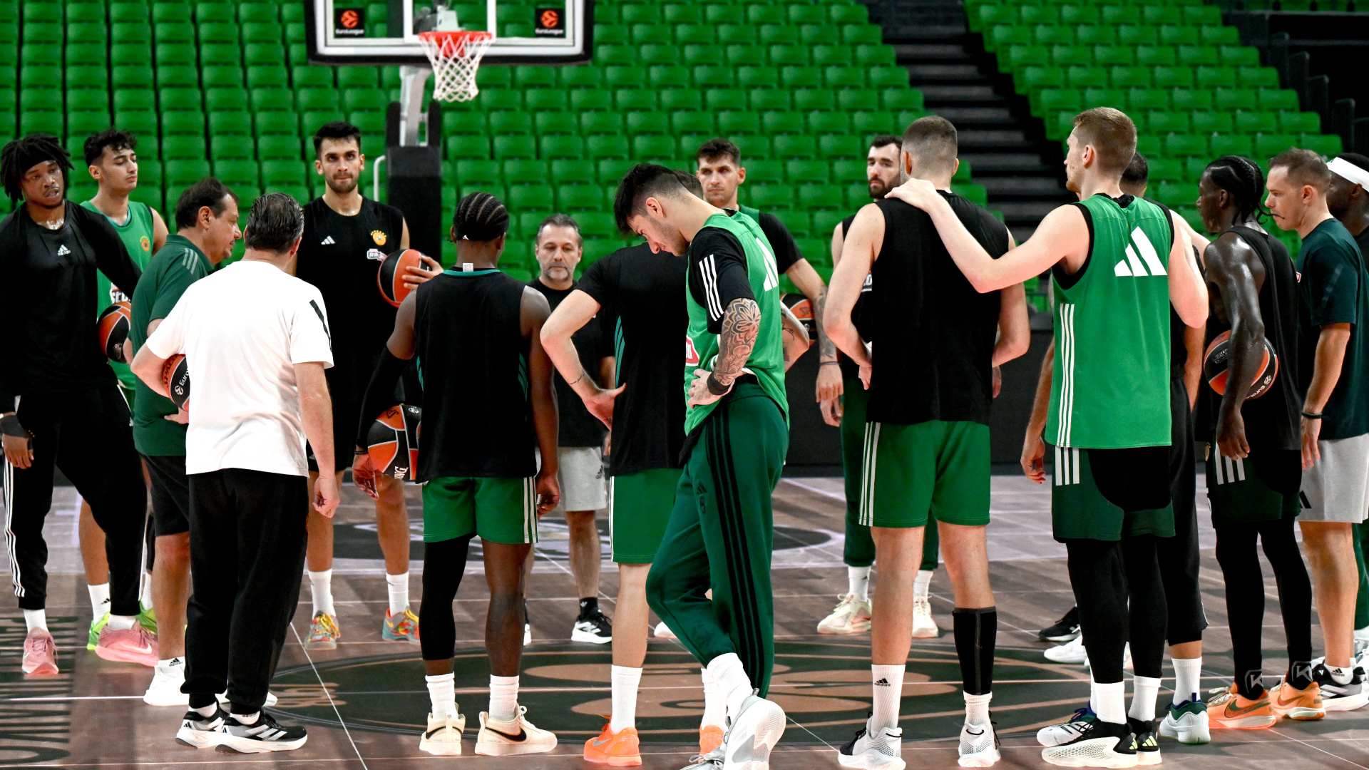 Παναθηναϊκός: Η νέα εικόνα του Glass Floor για τη EuroLeague (pics)