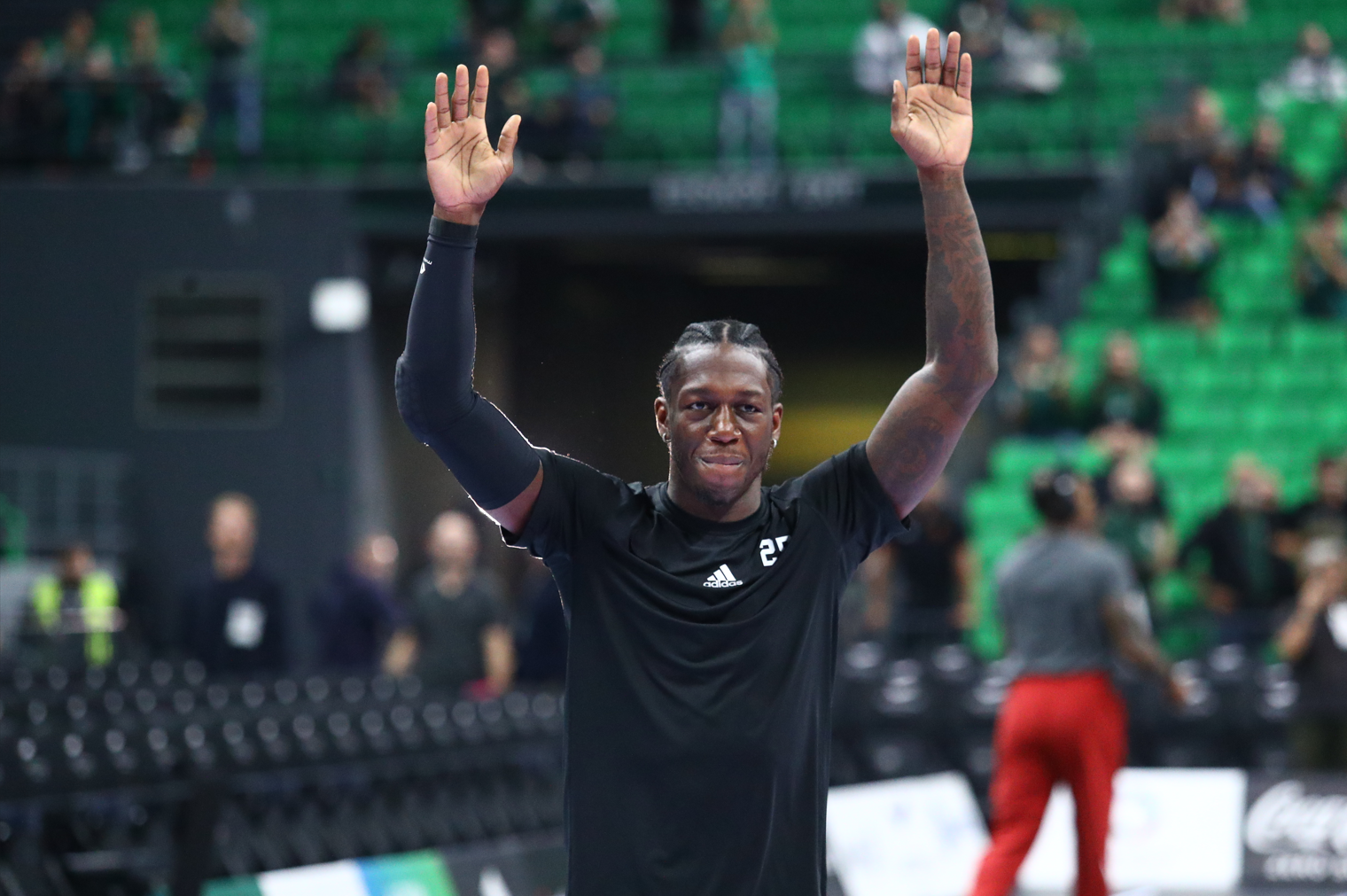 Βίντεο: Χαμός στην είσοδο του Ναν - Η κίνηση προς τον κόσμο