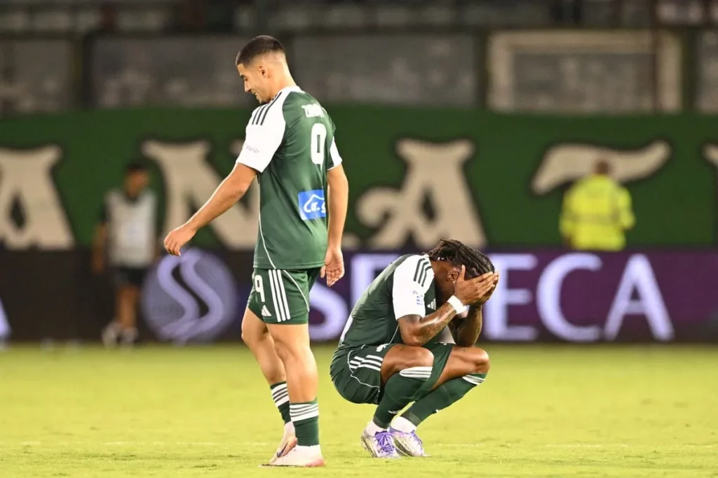 Η απογοήτευση ζωγραφισμένη: Η αντίδραση των παικτών του Παναθηναϊκού μετά την ισοπαλία