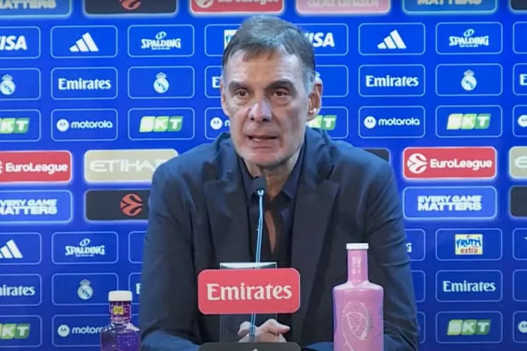 Βίντεο: Ο Μπαρτζώκας ενοχλήθηκε με ερώτηση Ισπανού δημοσιογράφου