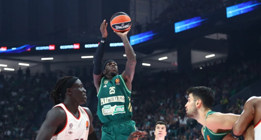 Βίντεο: Η καλαθάρα του Ναν που «ξέρανε» τη Μπασκόνια μέσα από το γήπεδο!