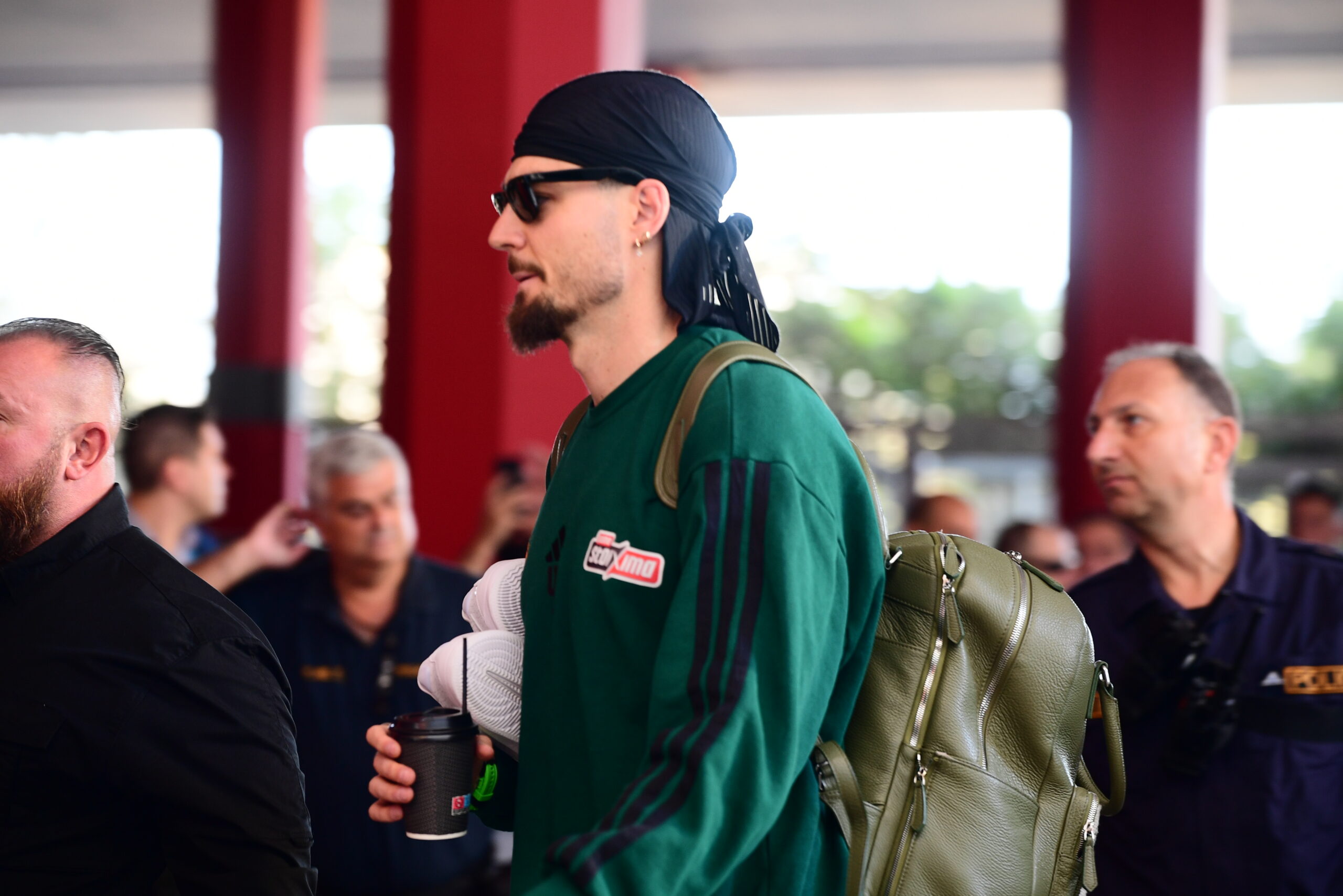 Φωτογραφίες από την άφιξη του Παναθηναϊκού Aktor στο ΣΕΦ (pics)