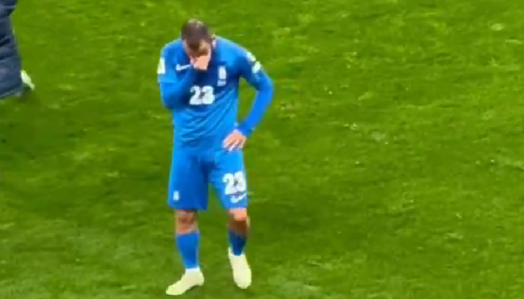 «Κατέρρευσε» ο Σιώπης - Αποχώρησε υποβασταζόμενος από το γήπεδο (vid)