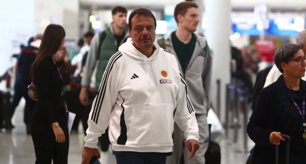 Γκραντ: «Σκληρή ομάδα η Εφές, αλλά είμαστε έτοιμοι»