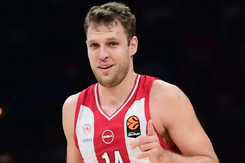 Τριπλά «Ενισχυμένος» με Χάντικαπ ο Ολυμπιακός στο Βελιγράδι