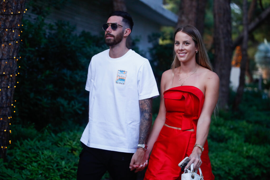 «Ο Βιλντόζα με έπιασε από το λαιμό, η γυναίκα του μου τραβούσε τα μαλλιά»