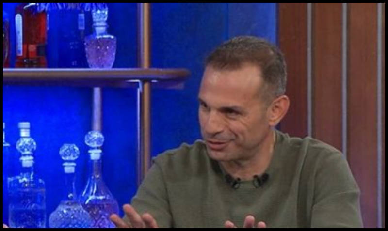 Ντέμης: «Ο Μπενίτεθ είναι σοβαρός, σε αντίθεση με άλλα μεγάλα ονόματα που ήρθαν στο παρελθόν»