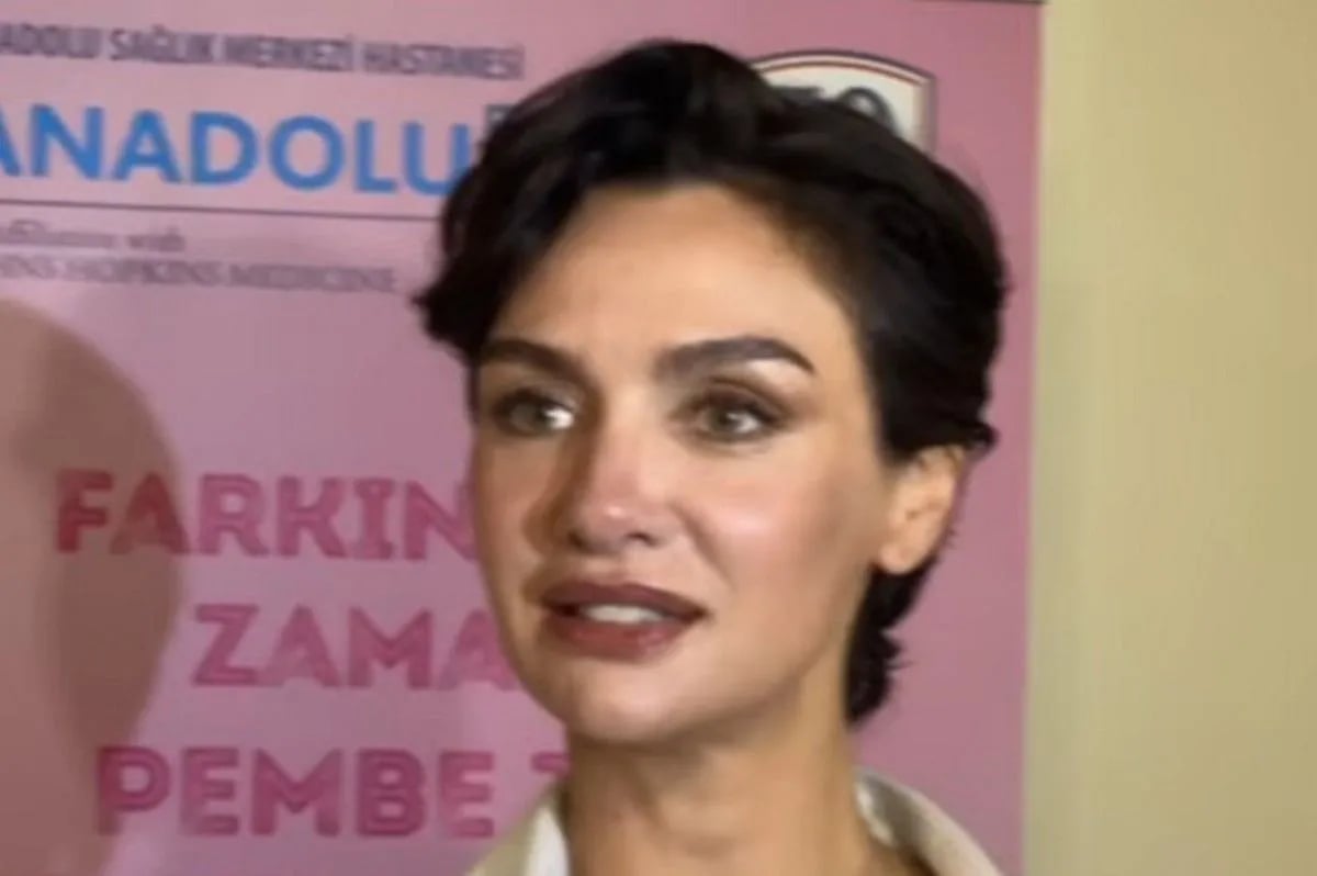 Ξεσπά η ηθοποιός που έκανε το τζάμπολ στο Εφές - Παναθηναϊκός, μετά την έρευνα για ναρκωτικά