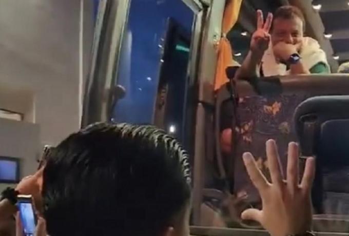 Βίντεο: Φίλος του Παναθηναϊκού ζήτησε το 8ο από τον Αταμάν - Η αντίδραση του Τούρκου