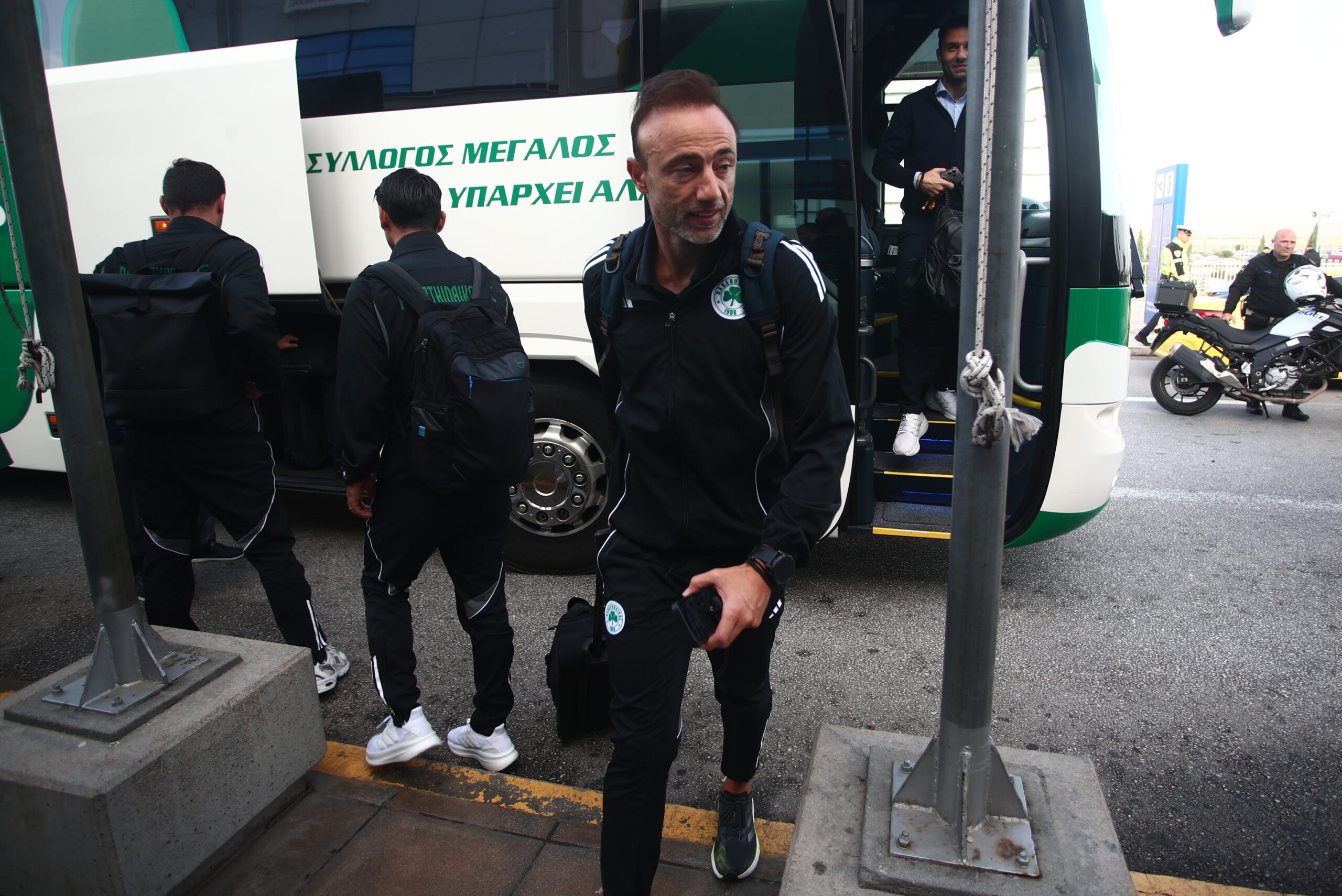 Βίντεο και φωτογραφίες: «Πέταξε» για το Ρότερνταμ ο Παναθηναϊκός