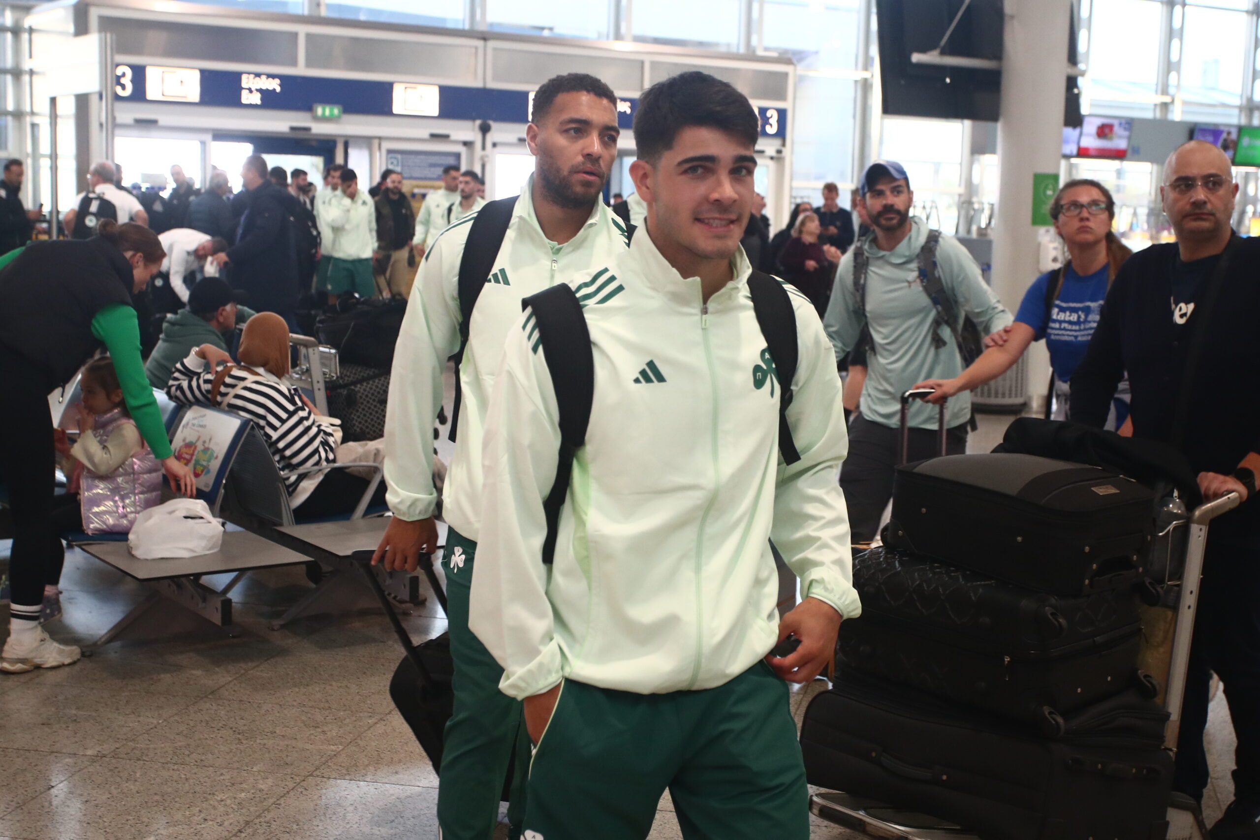 Βίντεο και φωτογραφίες: «Πέταξε» για το Ρότερνταμ ο Παναθηναϊκός