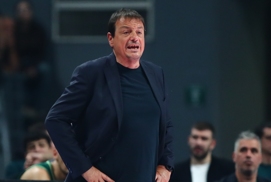 Αταμάν: Τα νεότερα για Χολμς και τα καλά νέα για Λεσόρ - Οι δηλώσεις στη συν. Τύπου