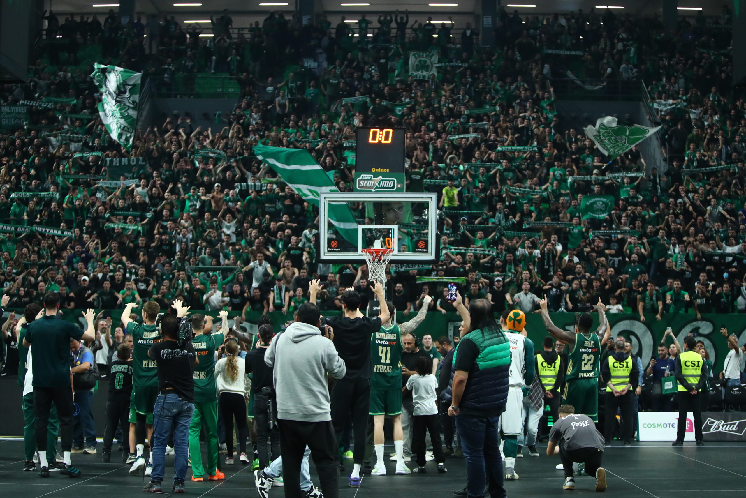 Ο Παναθηναϊκός αποθέωσε τον κόσμο του (pic)