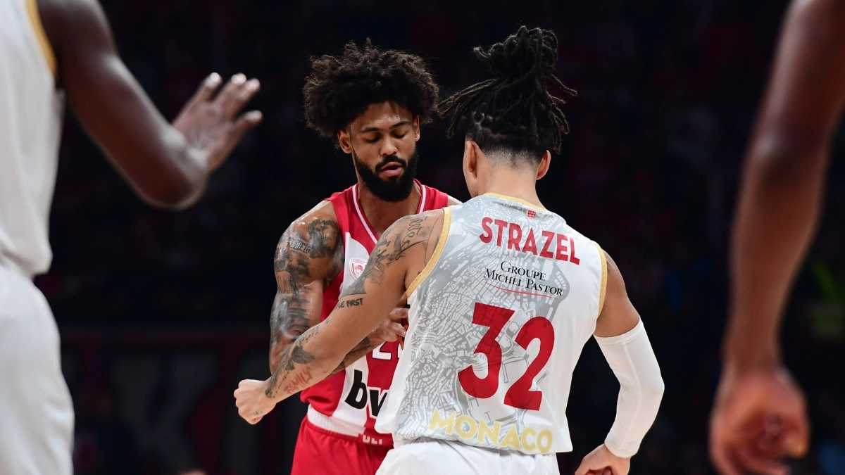 Ντόρσεϊ: «Οι διαιτητές έχασαν ένα πολύ σημαντικό σφύριγμα»