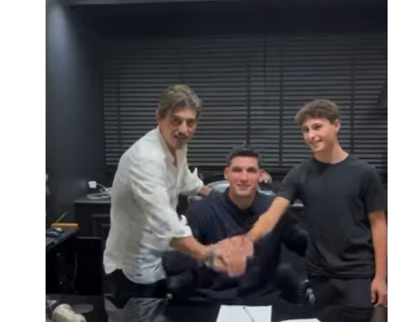 Γιαννακόπουλος: Βίντεο με... σύνθημα, μετά την ανανέωση Μήτογλου