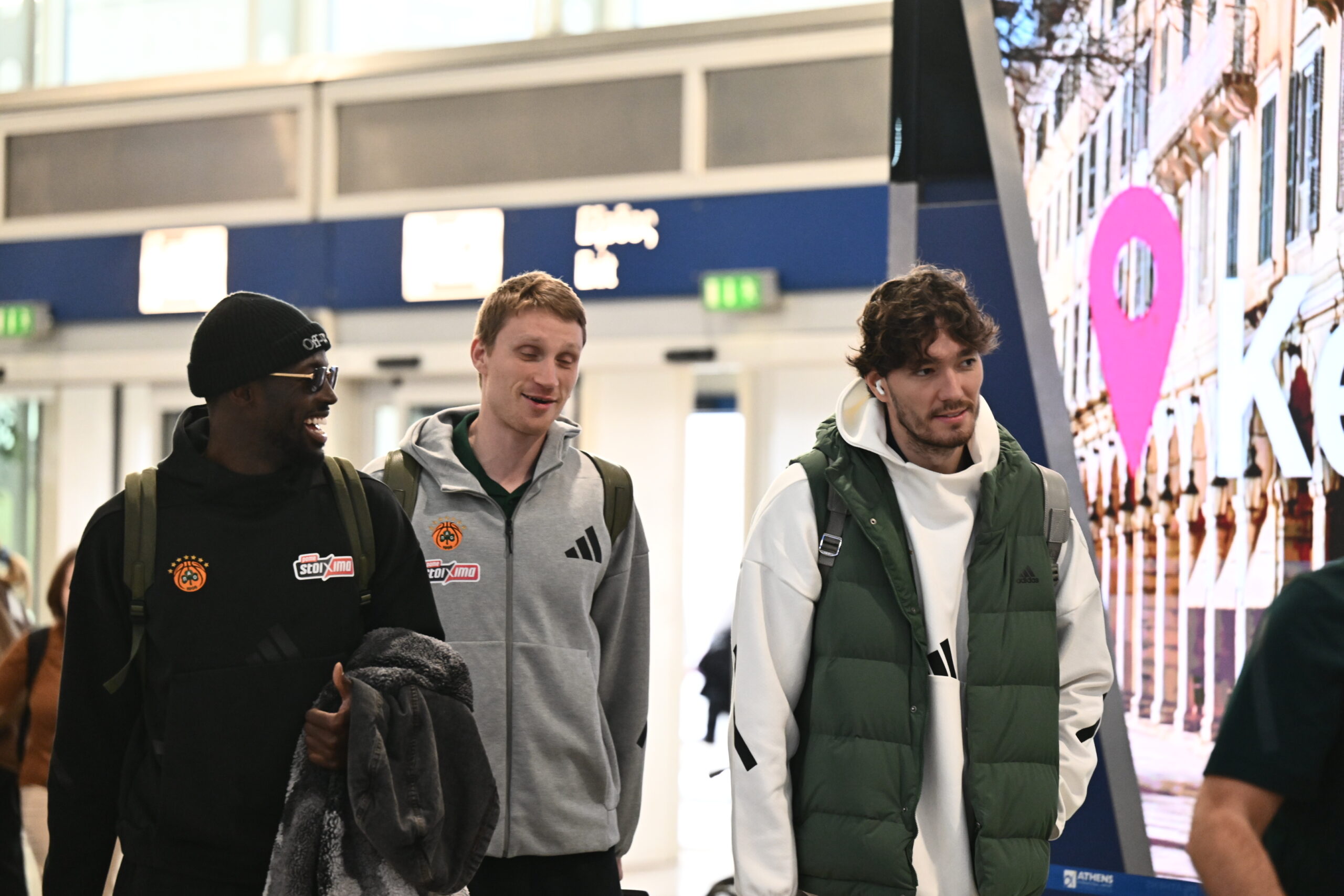 Φωτογραφίες: Με χαμόγελα και... Λεσόρ αναχώρησε για το «διπλό» ο Παναθηναϊκός (pics)