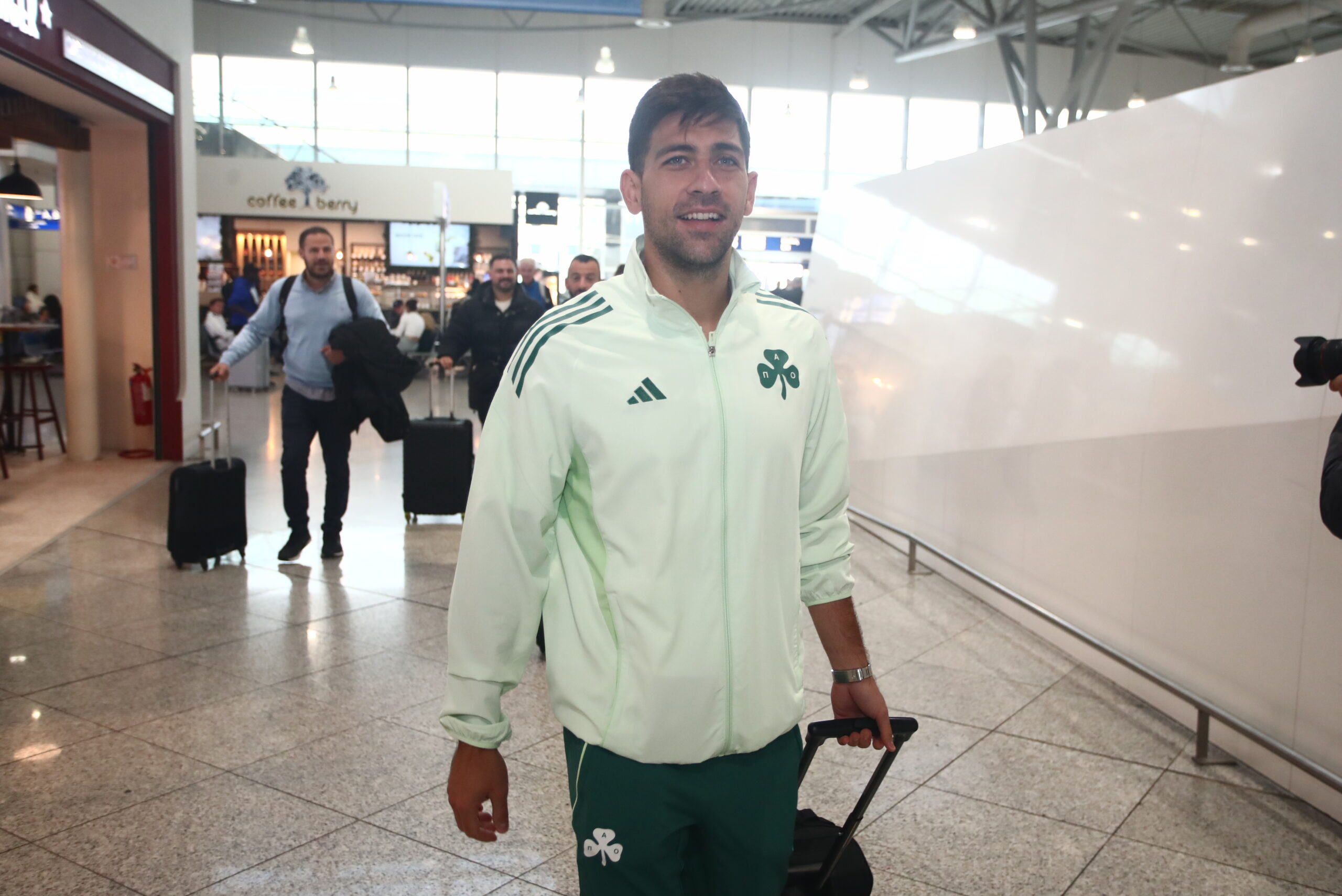 Φωτογραφίες: Αναχώρησε για Σουηδία ο Παναθηναϊκός - Η αποστολή με τους παίκτες