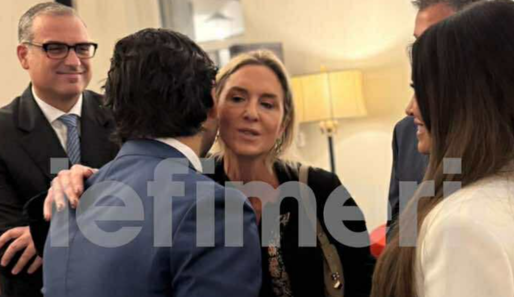 Παρούσα στο Jefferson House η Μαρία Αγγελικούση - Στον ίδιο χώρο Μαρινάκης και Ηλιόπουλος