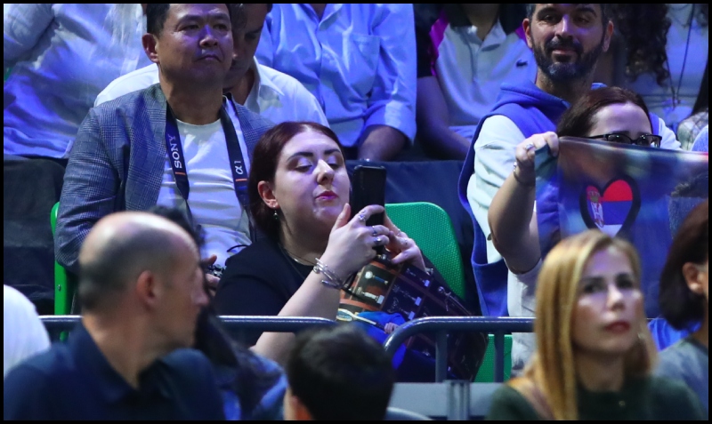 «Φρέσκα» πλάνα από τον Παναγιώτη Αγγελόπουλο στο Telekom Center Athens (vid)