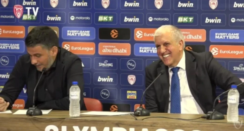 Ο Ζέλικο Ομπράντοβιτς διόρθωσε το team manager του Ολυμπιακού στα ελληνικά! (Video)