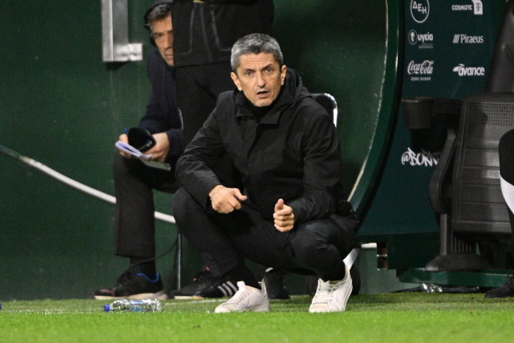 Αιχμές Λουτσέσκου για τη διαιτησία: «Σήμερα έγιναν πράγματα εκτός κανονισμών»