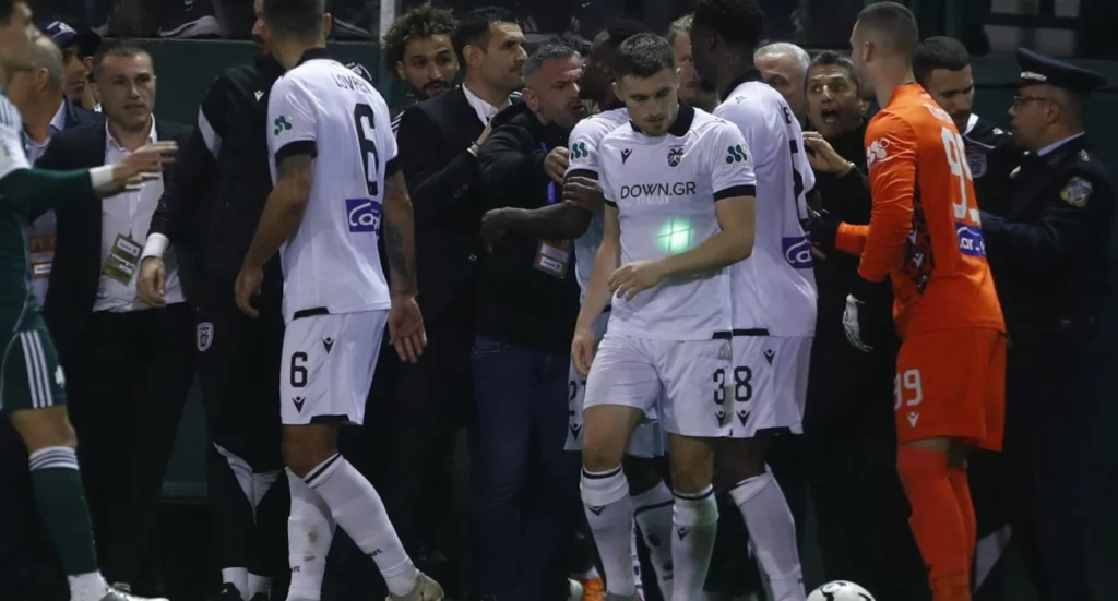 Βίντεο: Χαμός προς το φινάλε στη Λεωφόρο - Παρενέβη ο Λουτσέσκου