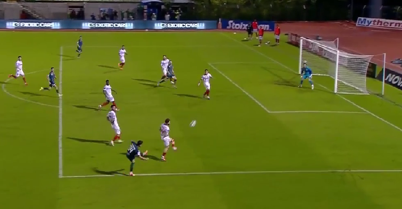 «Ακραίο» γκολ από τον Παλάσιος στο Λεβαδειακός - Πανσερραϊκός (vid)