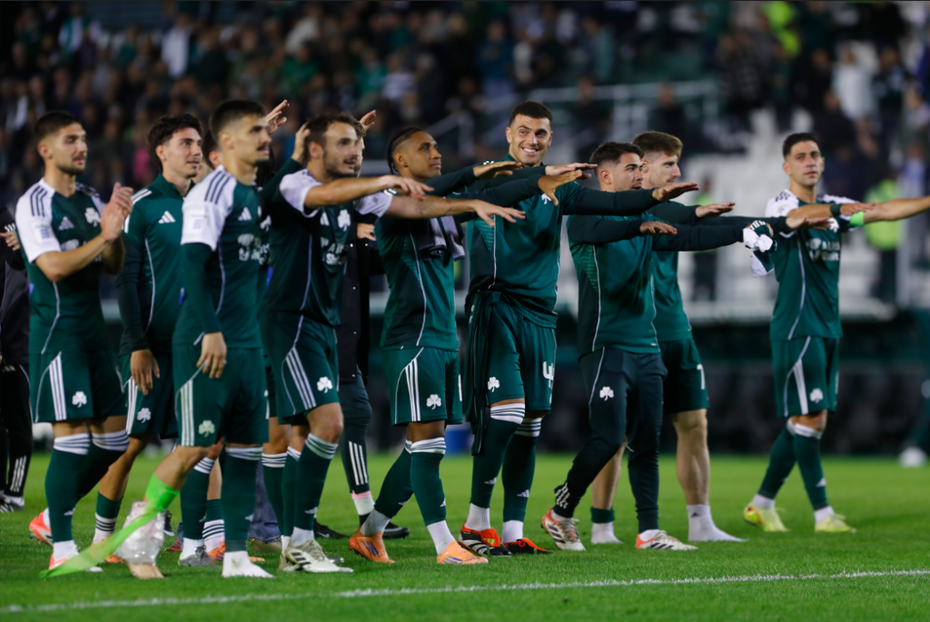 Παίκτες και Θύρα 13 μαζί: Το σύνθημα που... δόνησε τη Λεωφόρο (vid)