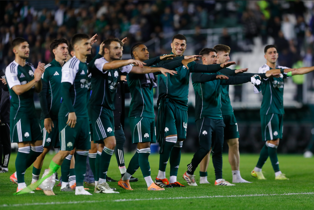 Παίκτες και Θύρα 13 μαζί: Το σύνθημα που... δόνησε τη Λεωφόρο (vid)