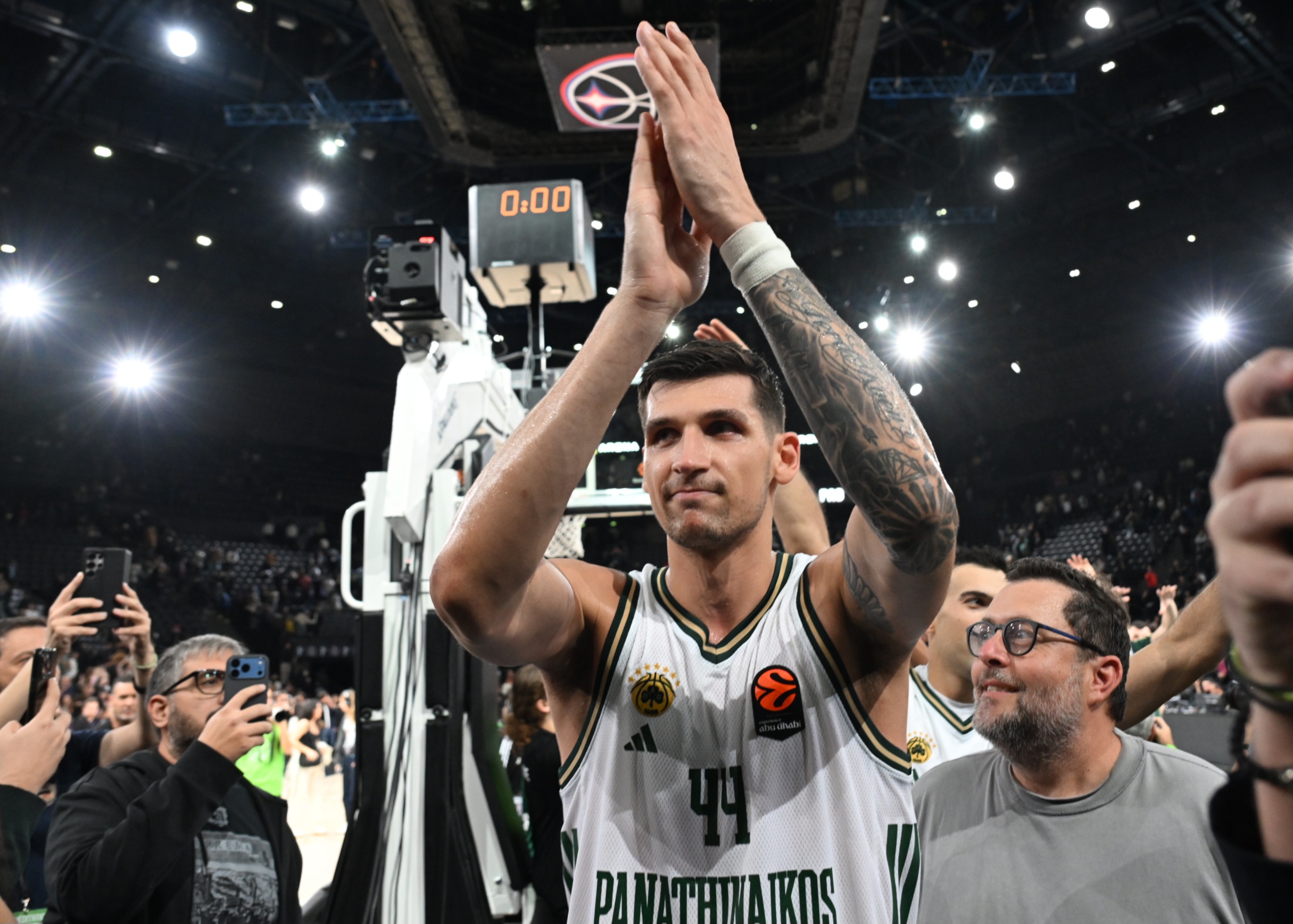 Μήτογλου για Φαρίντ: «Εξαιρετικός – Μέρα που νιώθεις πολύ καλά!»