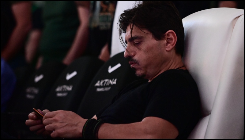 Η συγκλονιστική εξομολόγηση του Γιαννακόπουλου: «Πόσες φορές μου έχεις σώσει τη ζωή...» (vid)