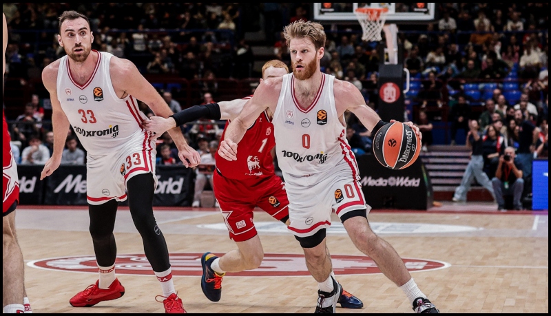 Χωρίς... προπονητή η Αρμάνι «υπέταξε» τον Ολυμπιακό στο Μιλάνο!