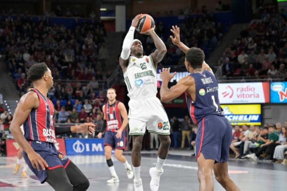 Η πρωτιά του Ναν με το buzzer beater κόντρα στην Μπασκόνια (vid)