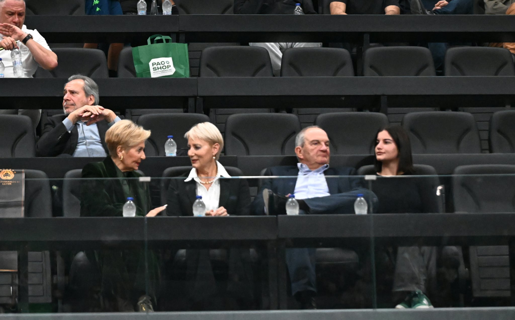 Παναθηναϊκός - Ντουμπάι: Στο Telekom Center Athens ο Κώστας Καραμανλής (pic)