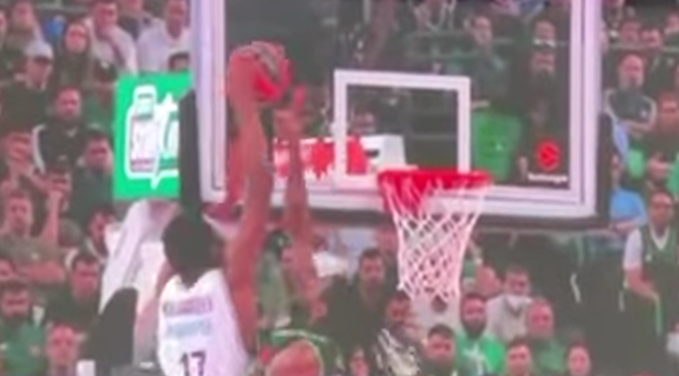 Παναθηναϊκός - Ντουμπάι: Ο «Manimal» διέλυσε τον Καμπενγκέλε με νέα τάπα! (vid)