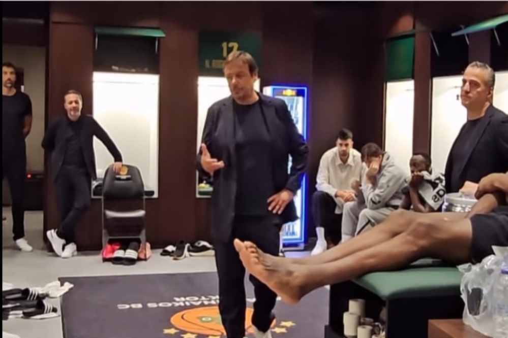 Αταμάν: Η ομιλία και οι ατάκες στα αποδυτήρια μετά το Παναθηναϊκός-Ντουμπάι BC (vid))