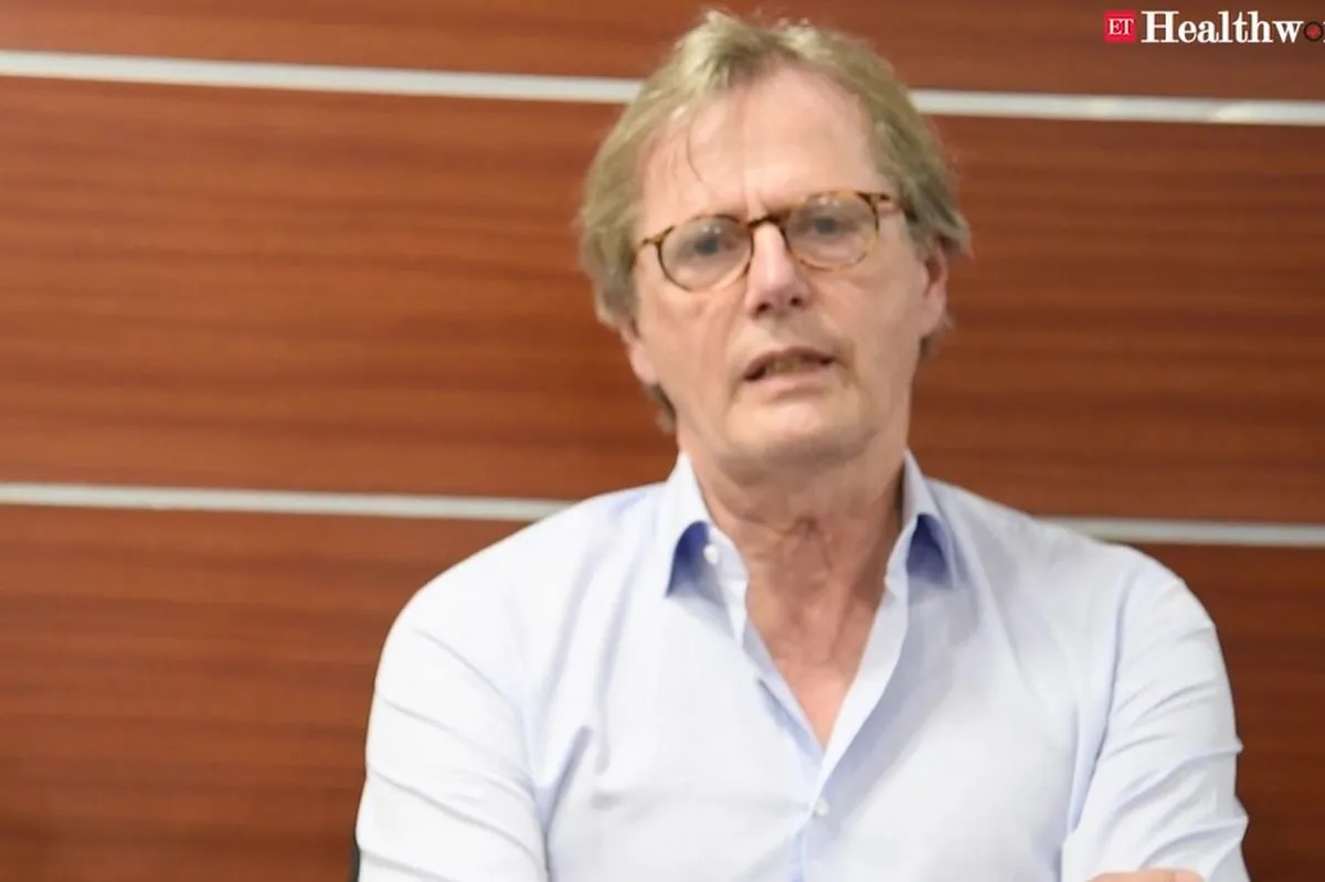 Νικ Φαν Ντάικ: Ποιος είναι ο διάσημος ορθοπεδικός που θα χειρουργήσει τον Ματίας Λεσόρ