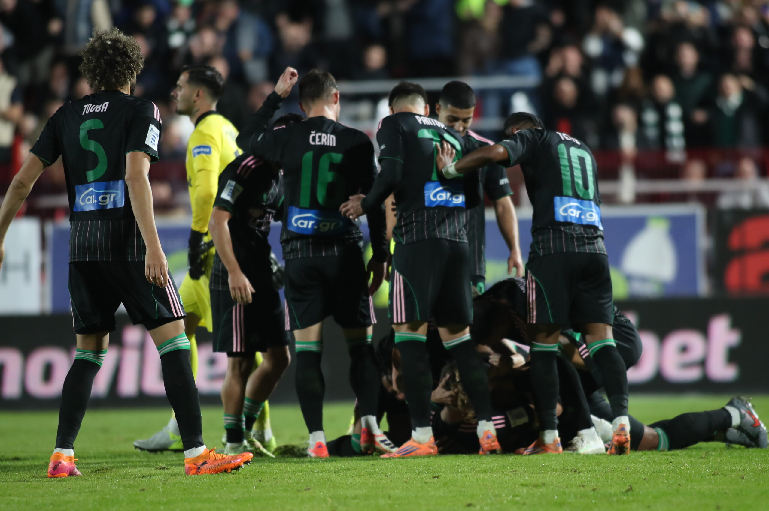 Super League: H βαθμολογία μετά το Πανσερραϊκός-Παναθηναϊκός 0-3