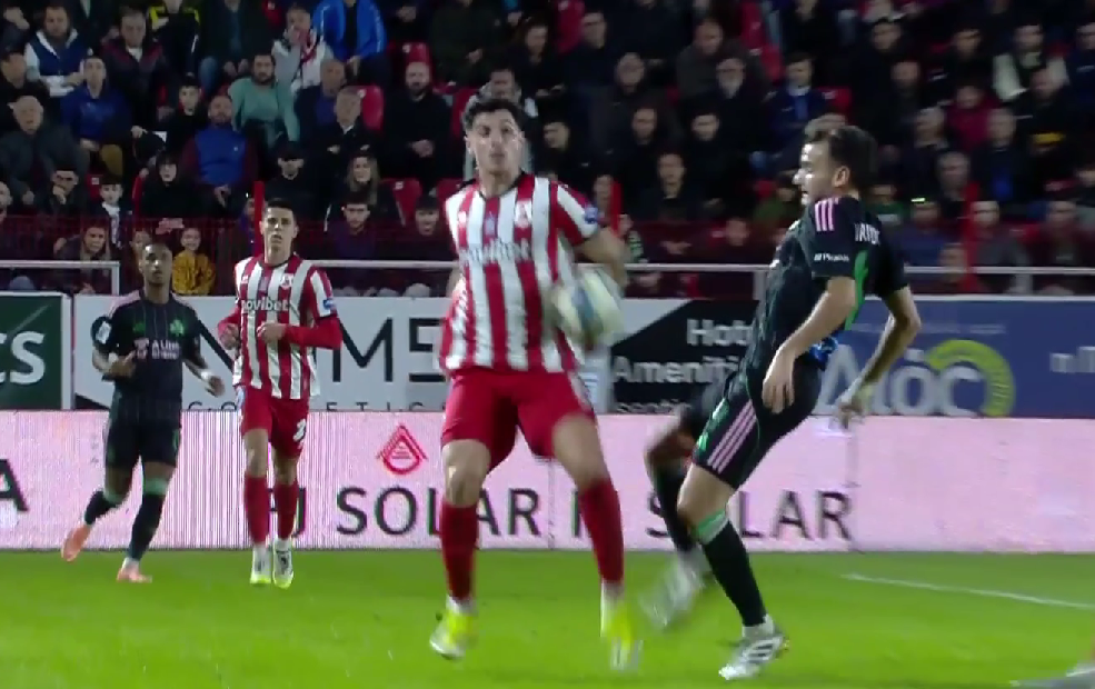 Ο Πανσερραϊκός έβγαλε... άμυνα με το χέρι, δεν δόθηκε πέναλτι στον Παναθηναϊκό (vid)