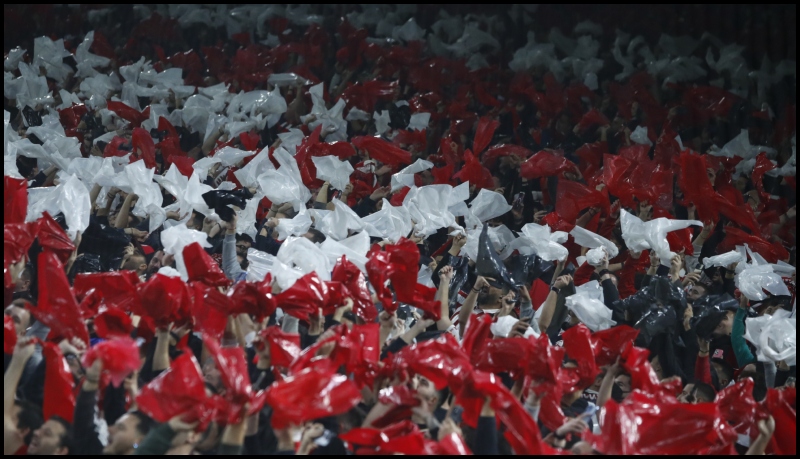 King of Europe: Αντέγραψαν το «μότο» για τον Επτάστερο στον Πειραιά!