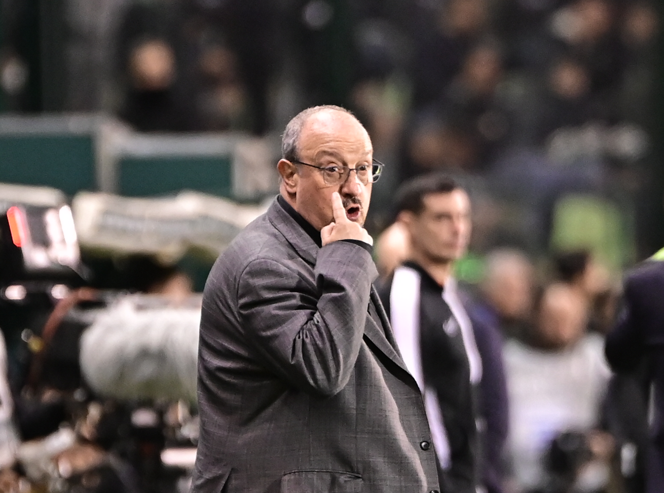 Μπενίτεθ: «Είμαι και θυμωμένος και απογοητευμένος» - Οι δηλώσεις στη συν. Τύπου