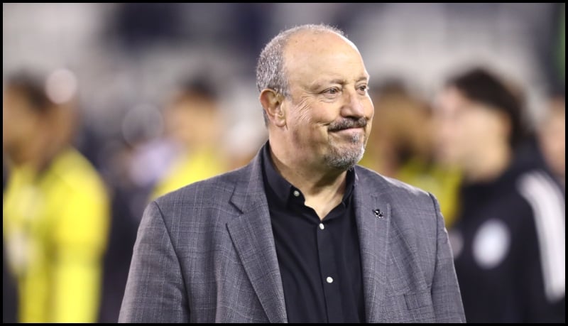 Ράφα Μπενίτεθ: Γιατί δεν άλλαξε την τριάδα στην άμυνα στο Παναθηναϊκός-ΑΕΚ