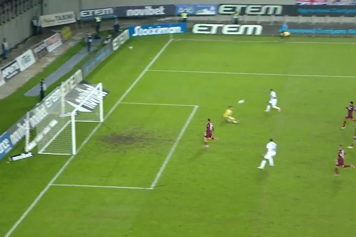 Η απίθανη ευκαιρία του Τετέ στο 88′ για να κάνει το 1-3 ο Παναθηναϊκός